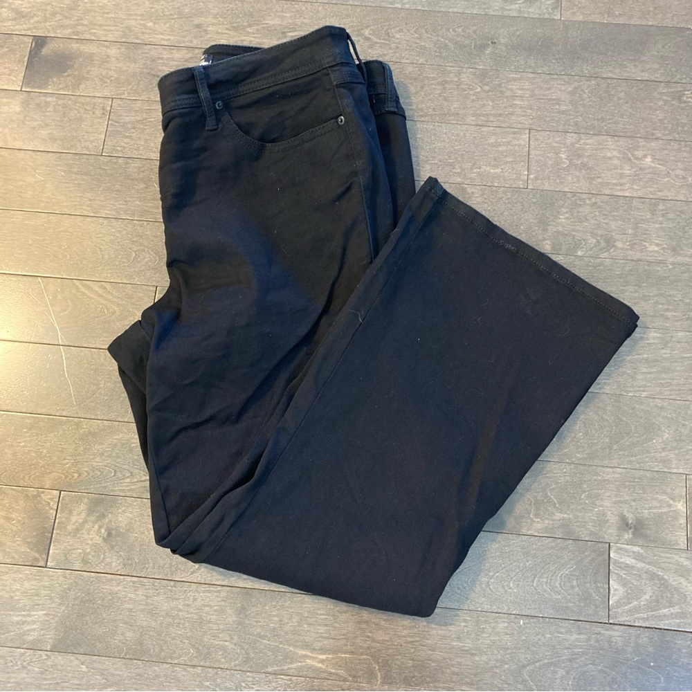 Source of Wisdom Size 24 Black English Bootcut Jeans Inseam 32